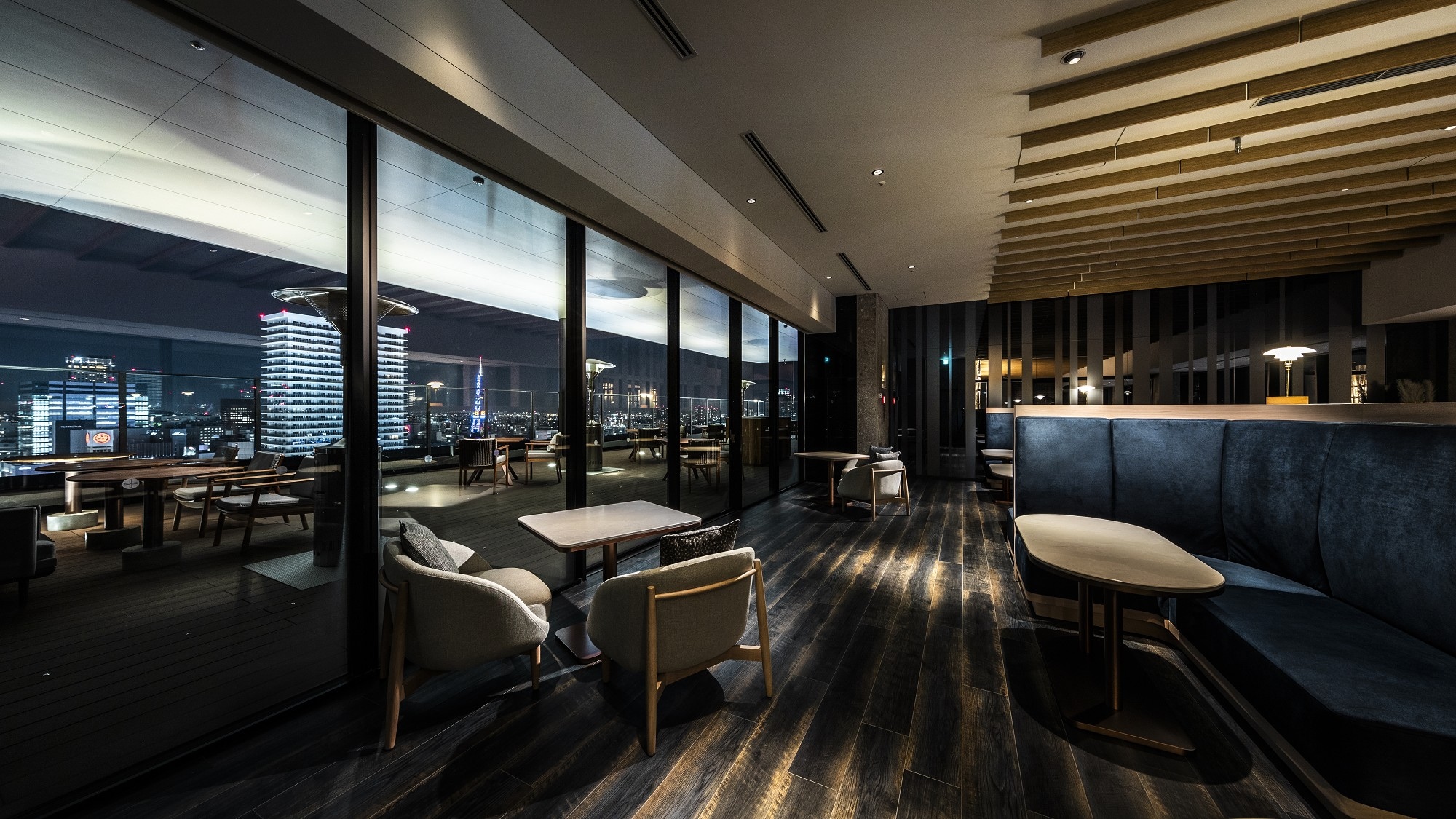 [Tiện nghi] Phòng chờ cao cấp tầng 18