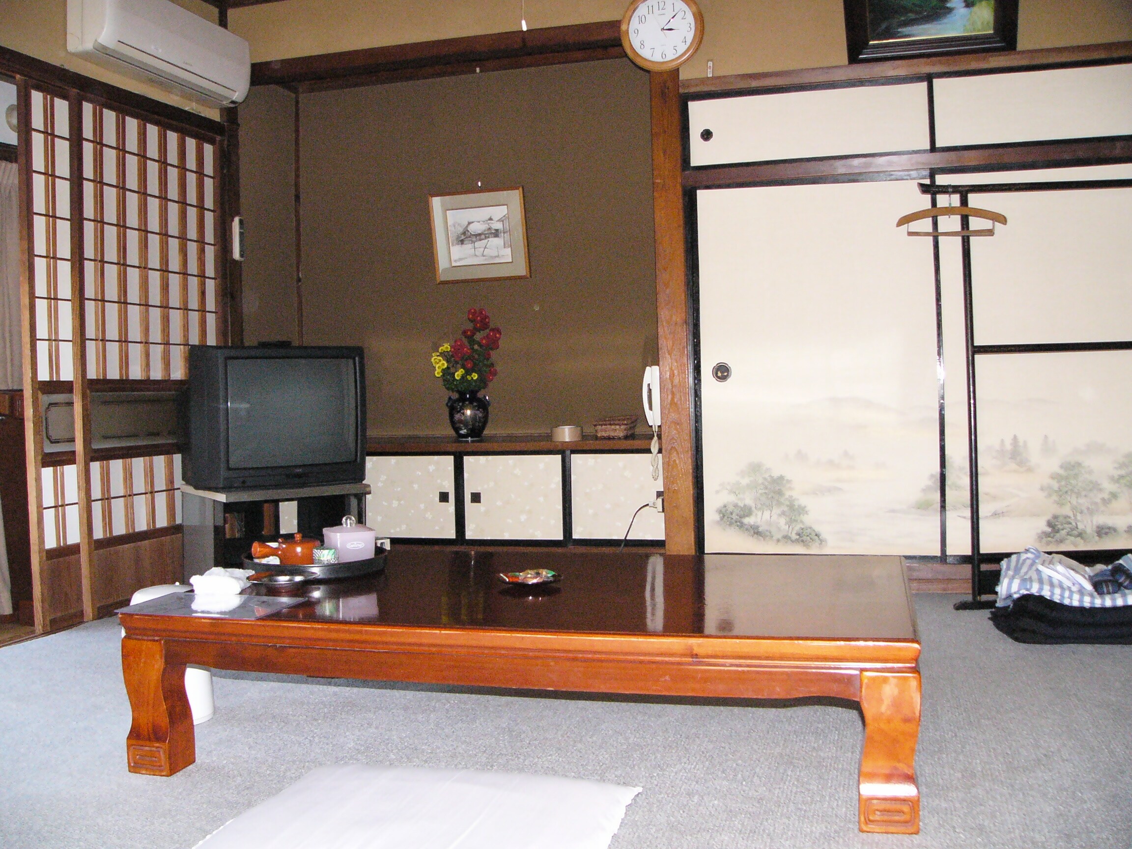 Separate guest rooms