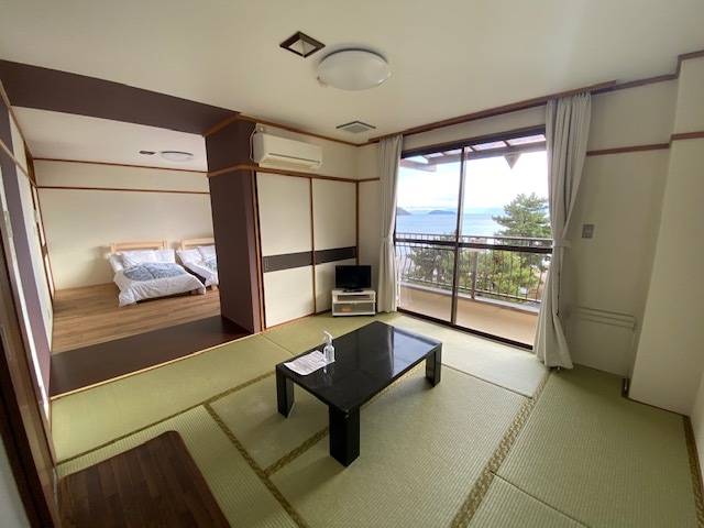 Room 302