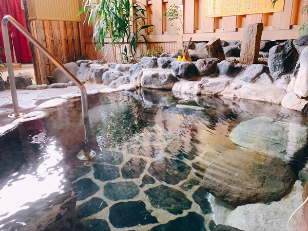 Private open-air bath