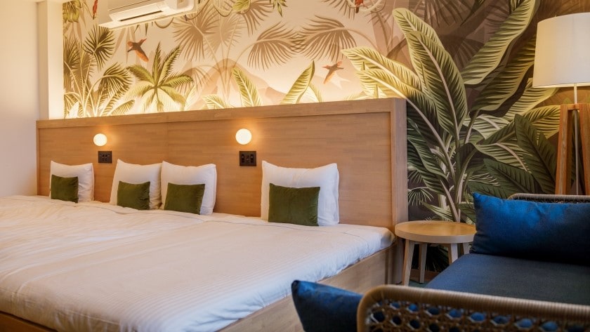 [Main Building/Corner Deluxe Room] Enjoy a comfortable resort life.