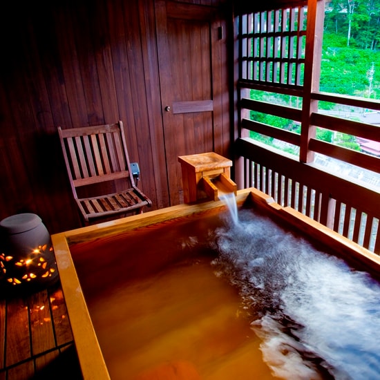 [Tsukiakari] Guest room open-air bath