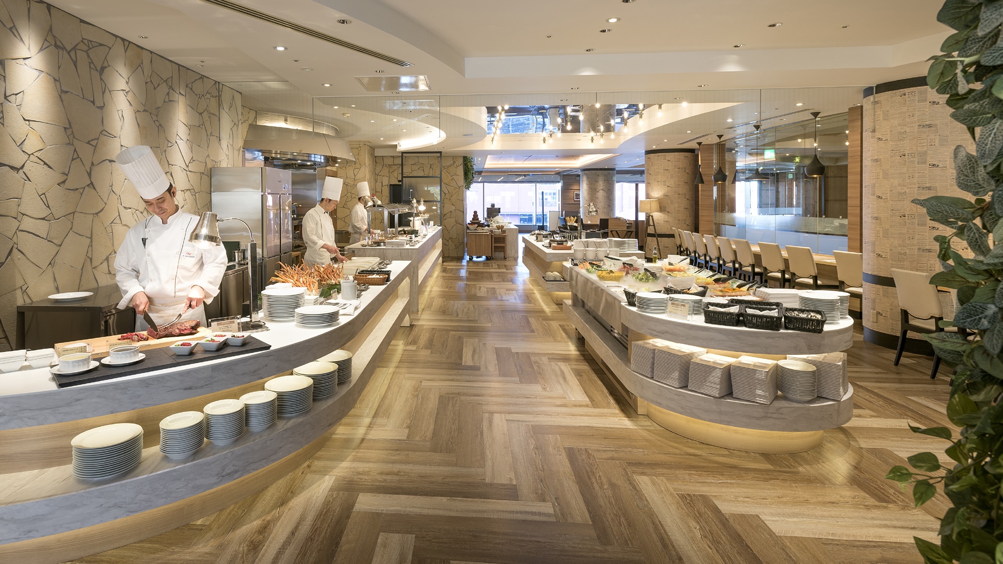 2F Casual Dining "Garden Court"