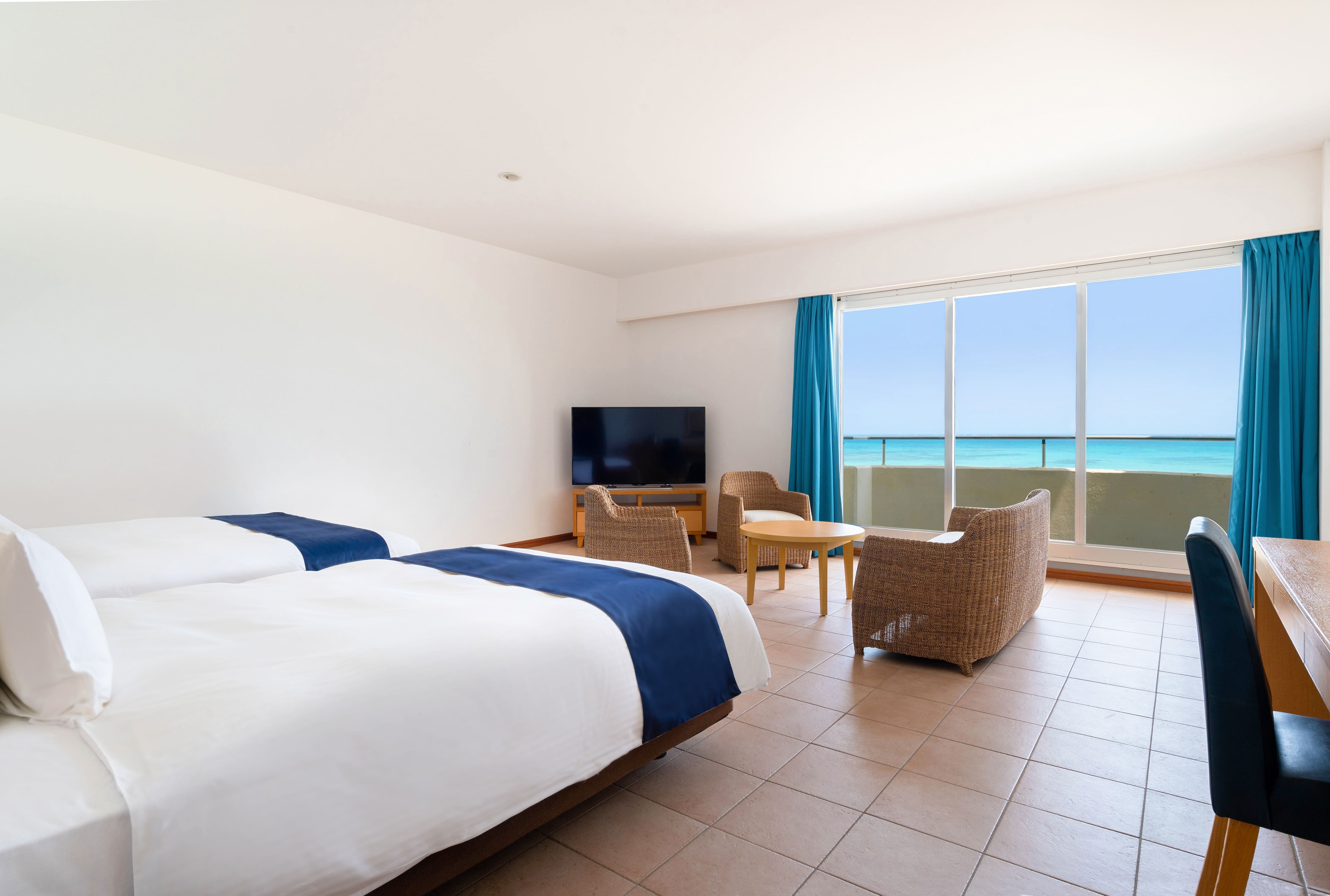 Ocean view junior suite (room view 3)