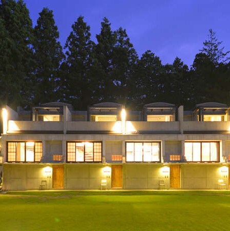 Maisonette Hall at dinner time