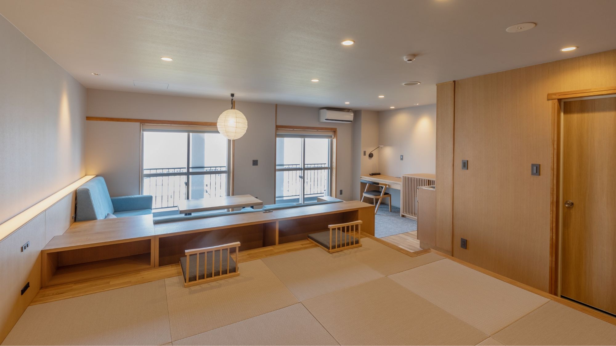 ◆Gaya Jepang Modern Premium | Nikmati masa inap yang santai di hotel sambil menikmati pemandangan Teluk Beppu.