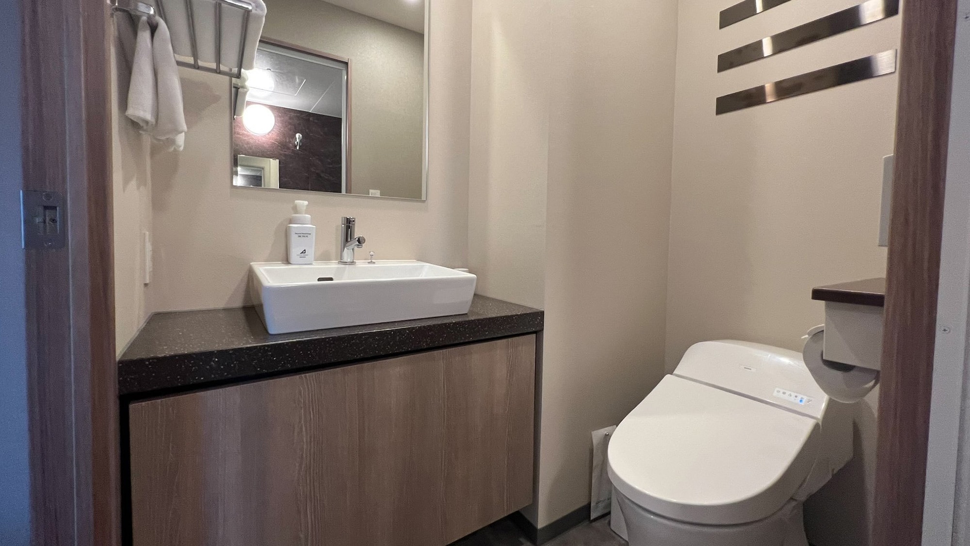 Superior twin toilet washbasin
