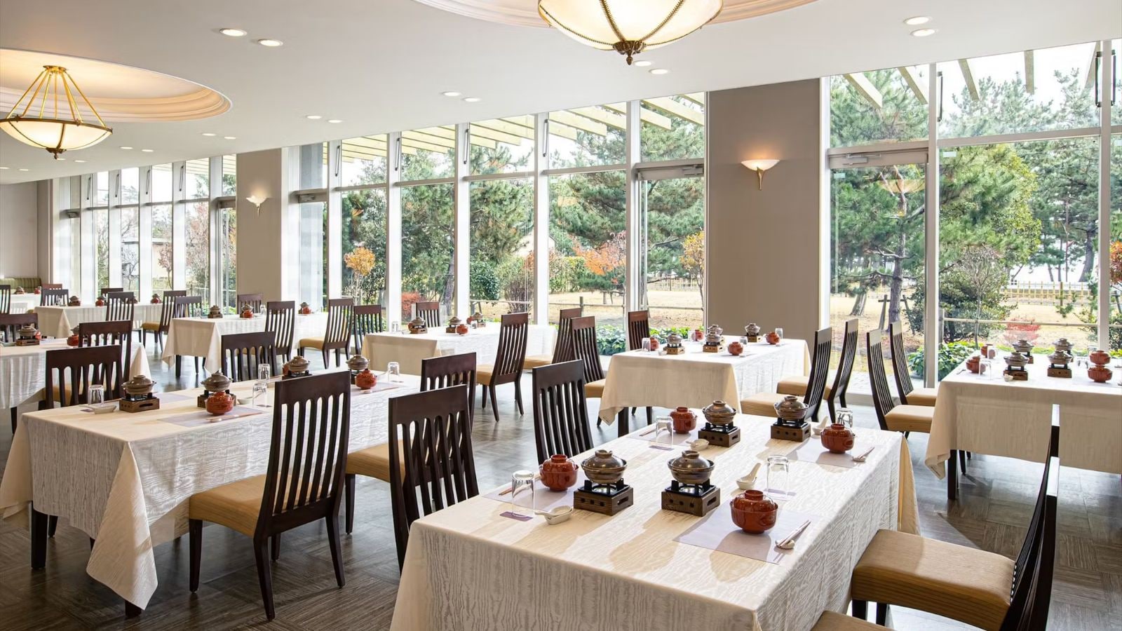 restaurant