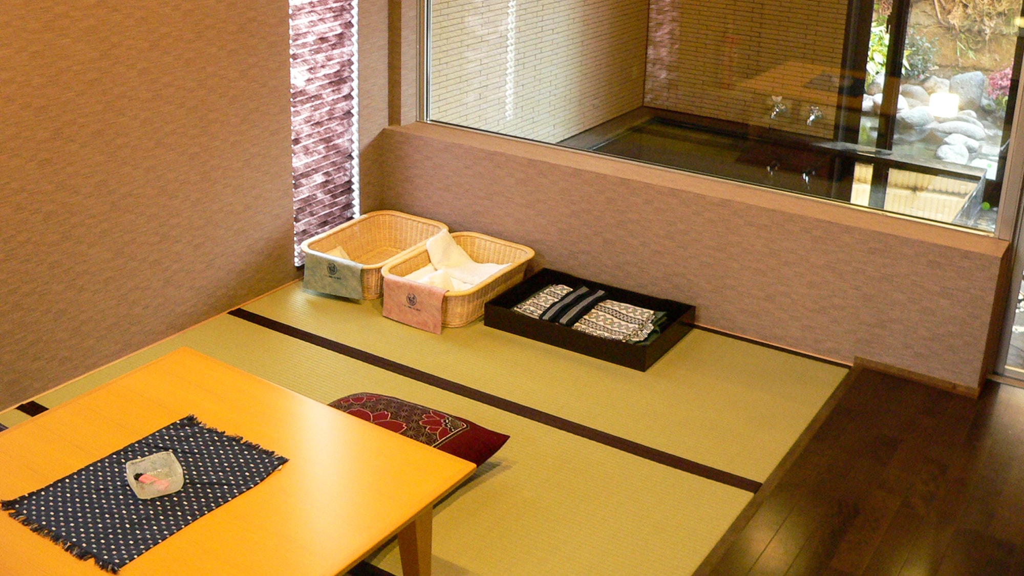  [Hanare] 2 stories (maisonette) with open-air bath and indoor bath 1F Japanese-style room (common to all 3 buildings)