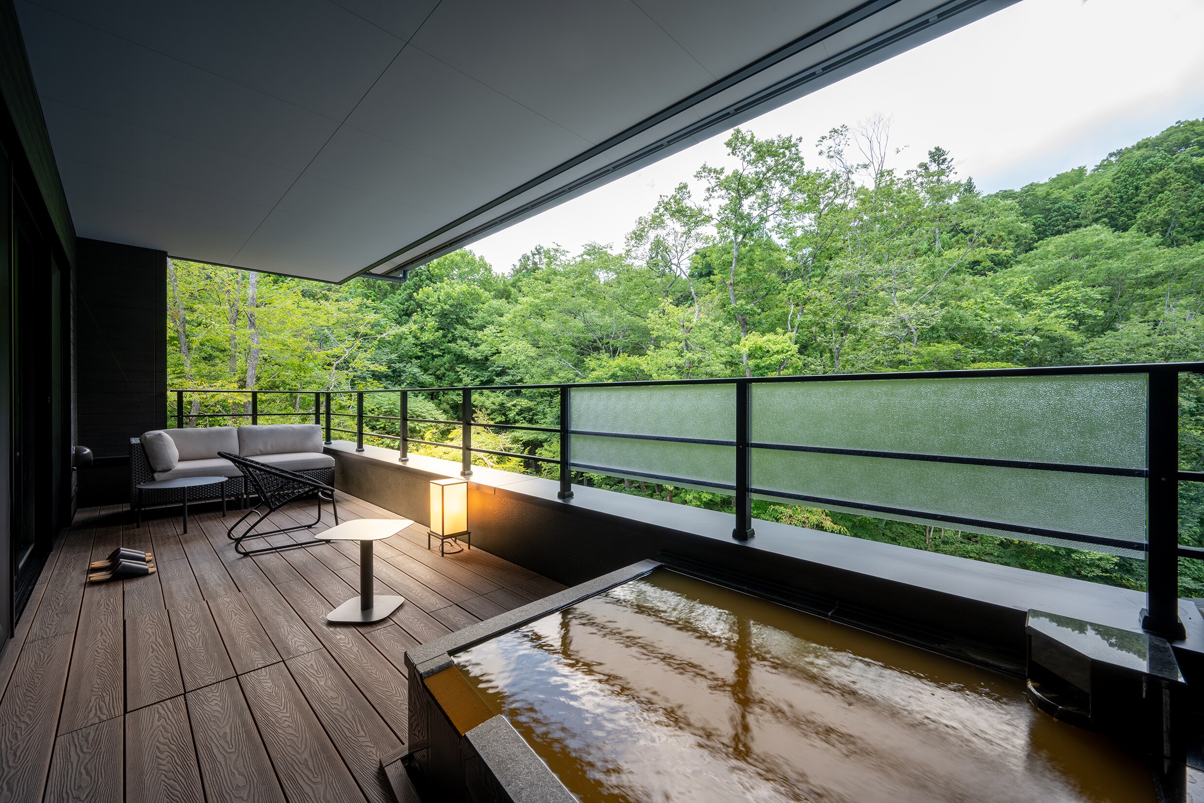 River View YUKAWA Suite Terrace and open-air bath in the guest room