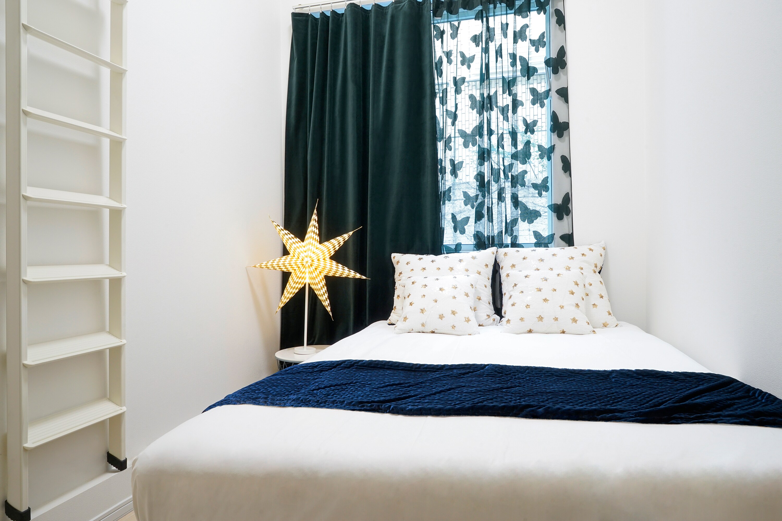 SINGLE & amp; DOUBLE ROOM