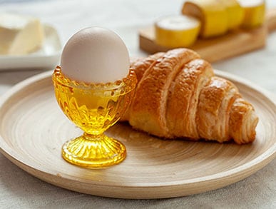 [Features] A complimentary light breakfast is provided to guests staying at the hotel. Please enjoy it in the cafe corner.
