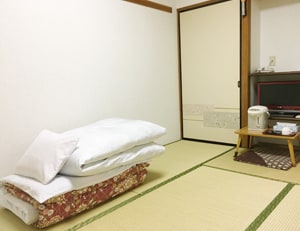 6张榻榻米日式房间（3楼）