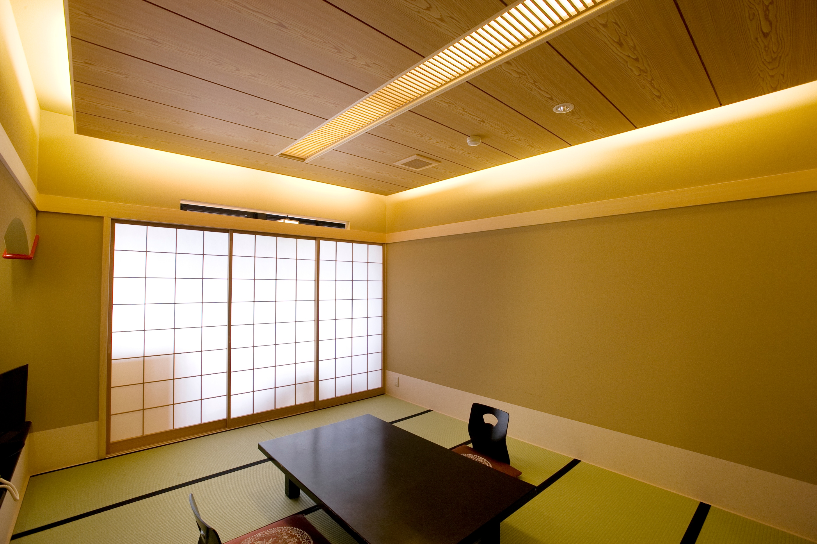 Japanese-style room along the river (Kikyou no Ma)