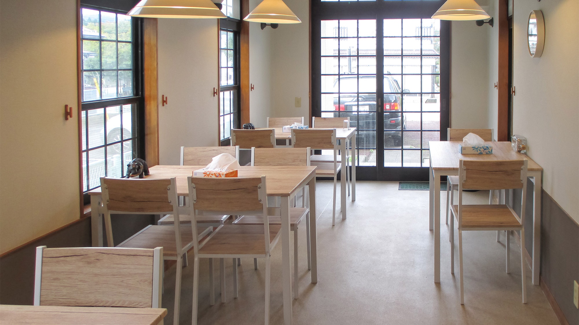 ・Enjoy your meal at the restaurant on the first floor