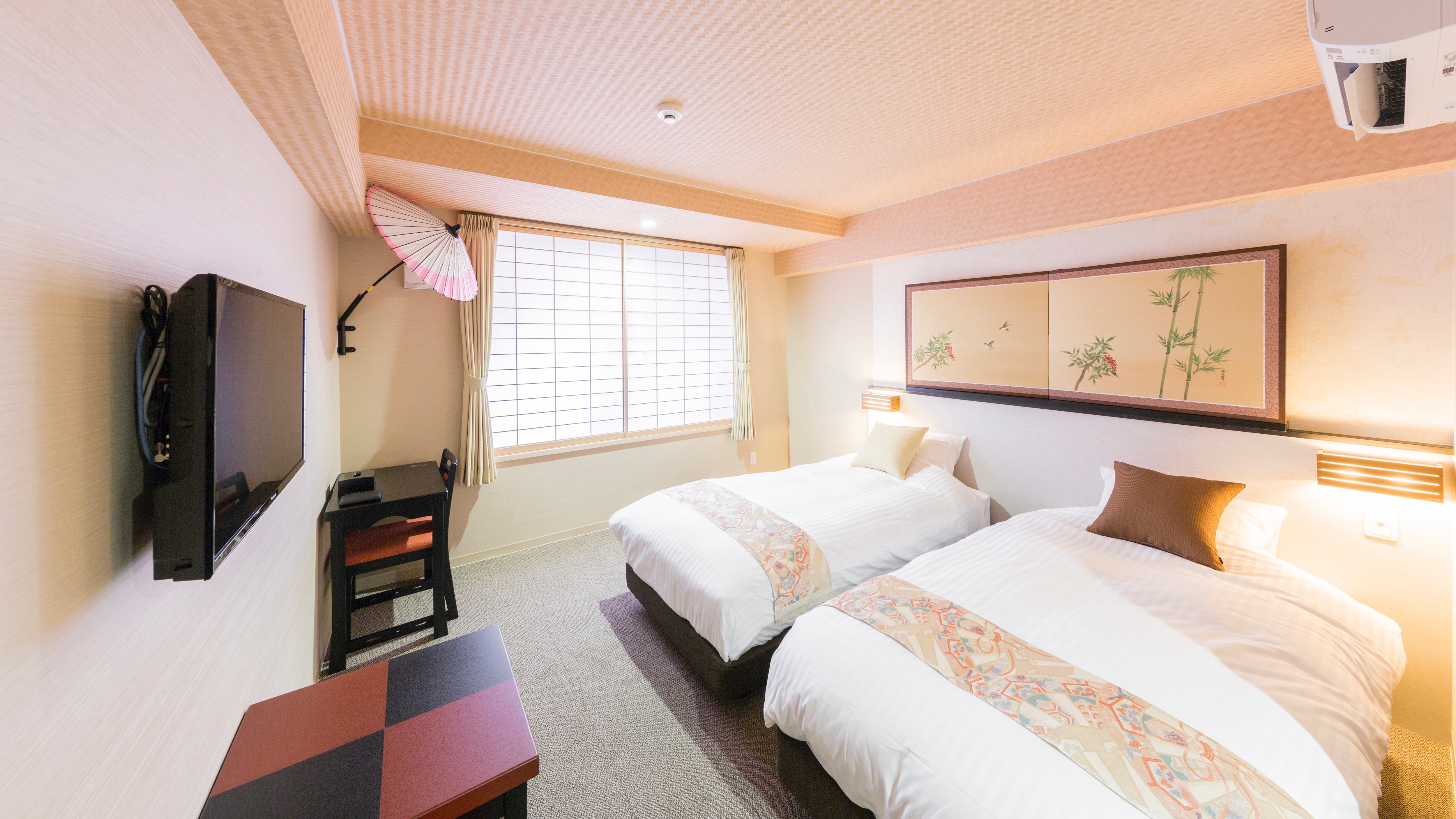 Twin room