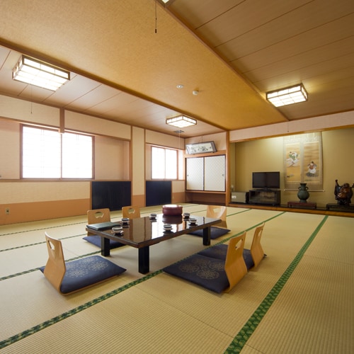 Plum Room