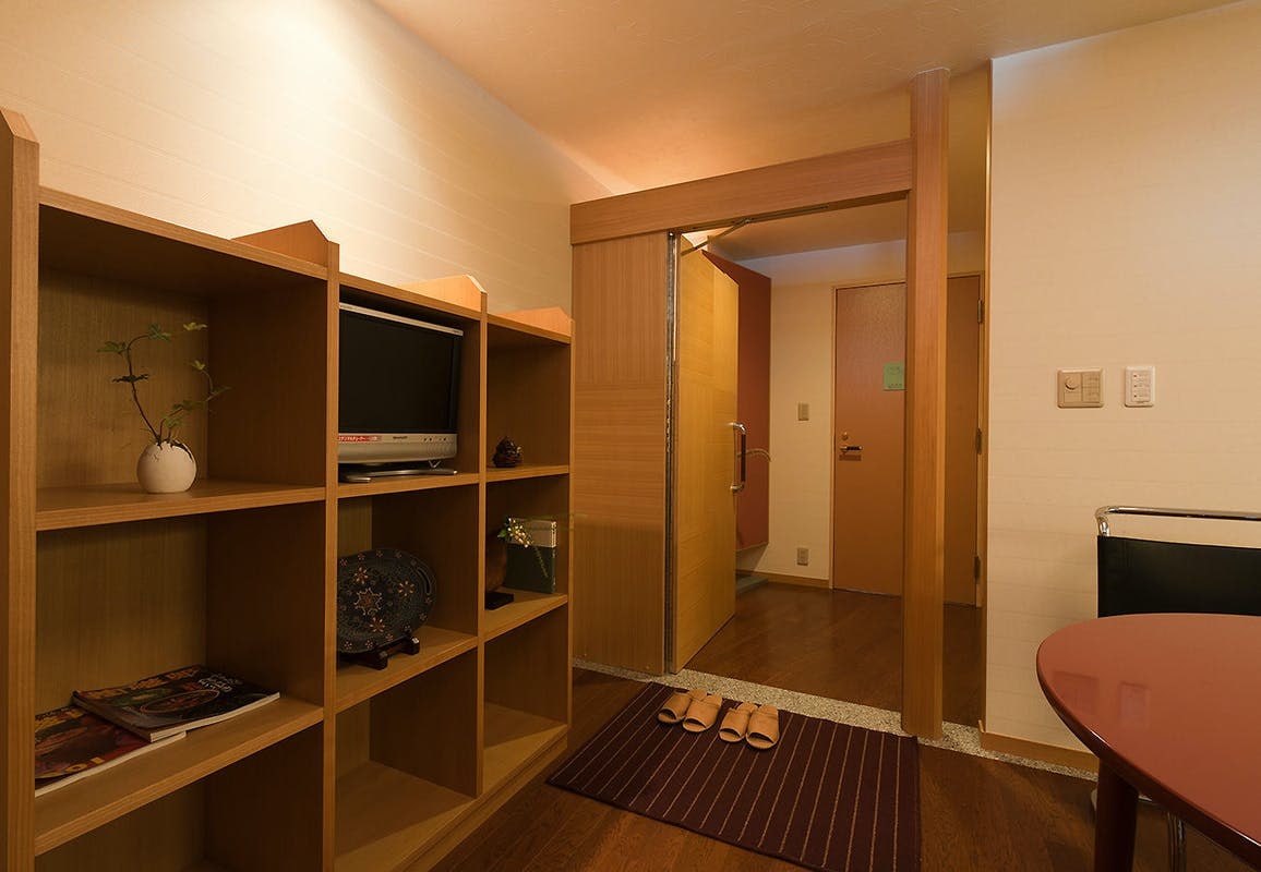 Guest room E type with open-air bath (non-smoking)