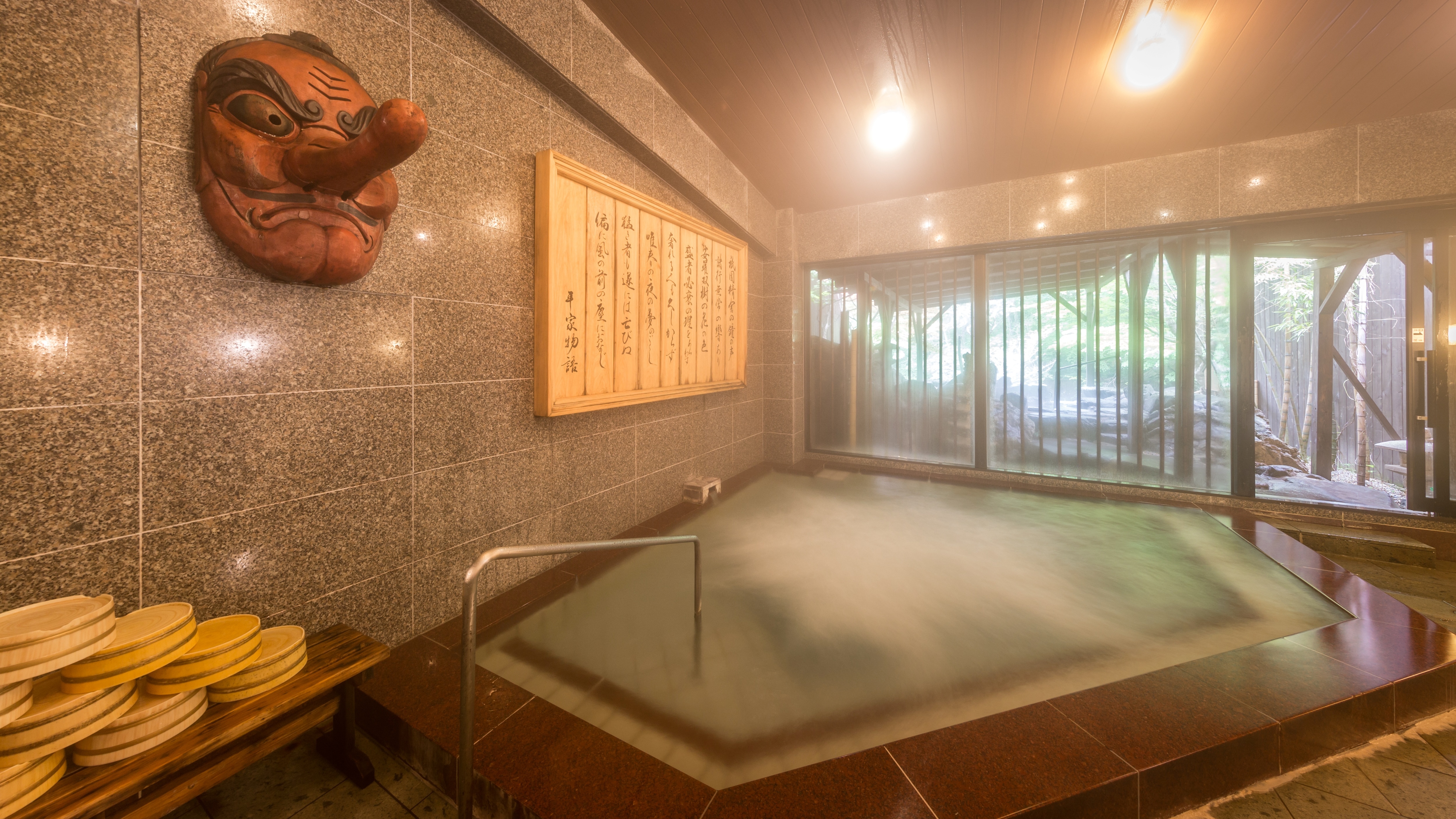 Yunishigawa Onsen has a tradition of Yuden Daigongen and Tengu as the guardian deity of hot springs. .. .. & ldquo; Old folk house style & rdquo; Tonokata large communal bath "Gosho no Yu"