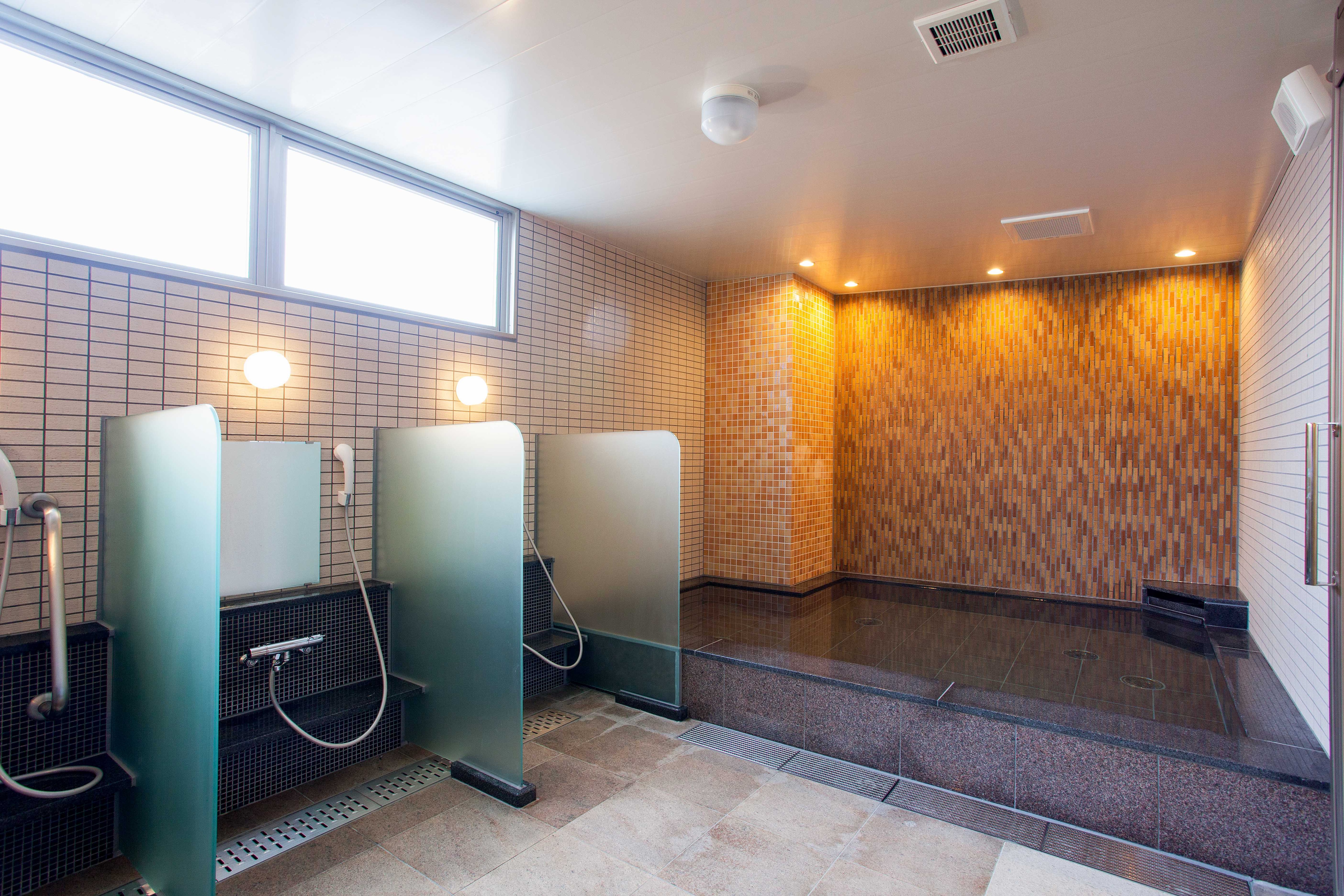 Women's bath