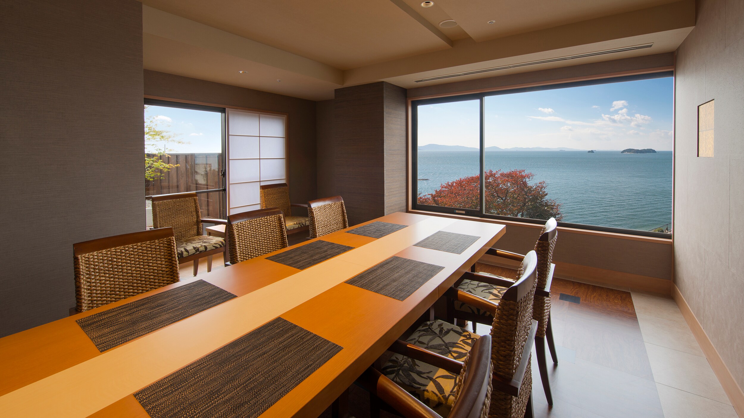 Private room dining "Shunsen Dining Otohime" Private room example