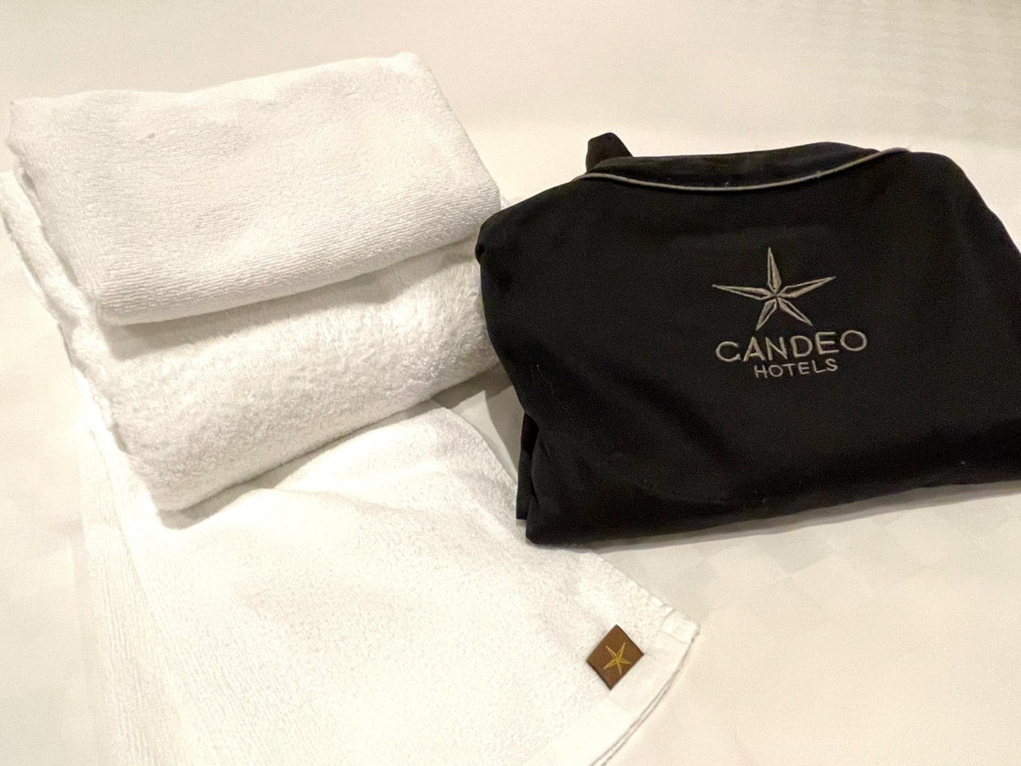 In-house clothes & towel set
