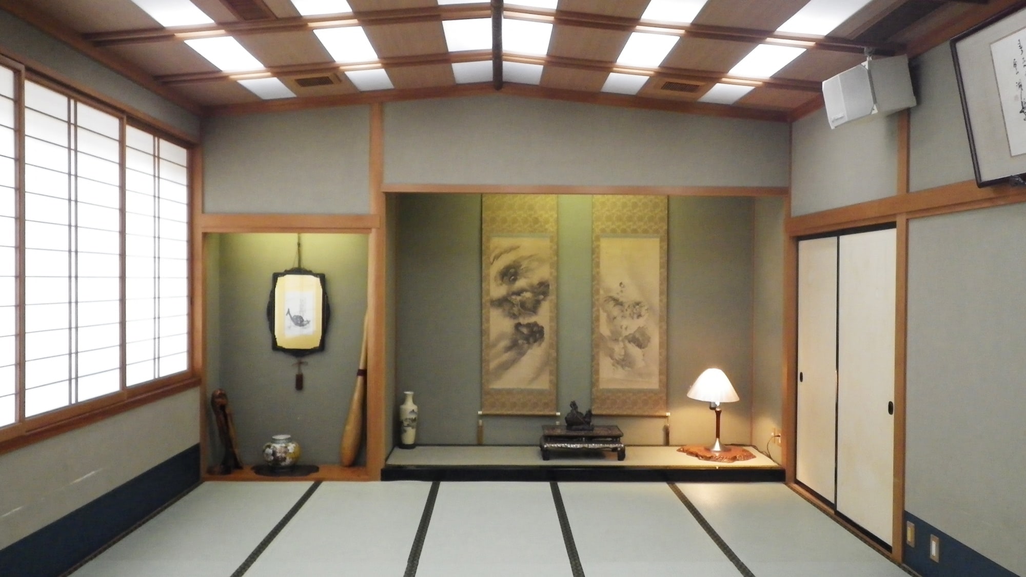 *■20 tatami Japanese-style room■Groups and families are welcome♪ You can also enjoy meals in a banquet atmosphere.
