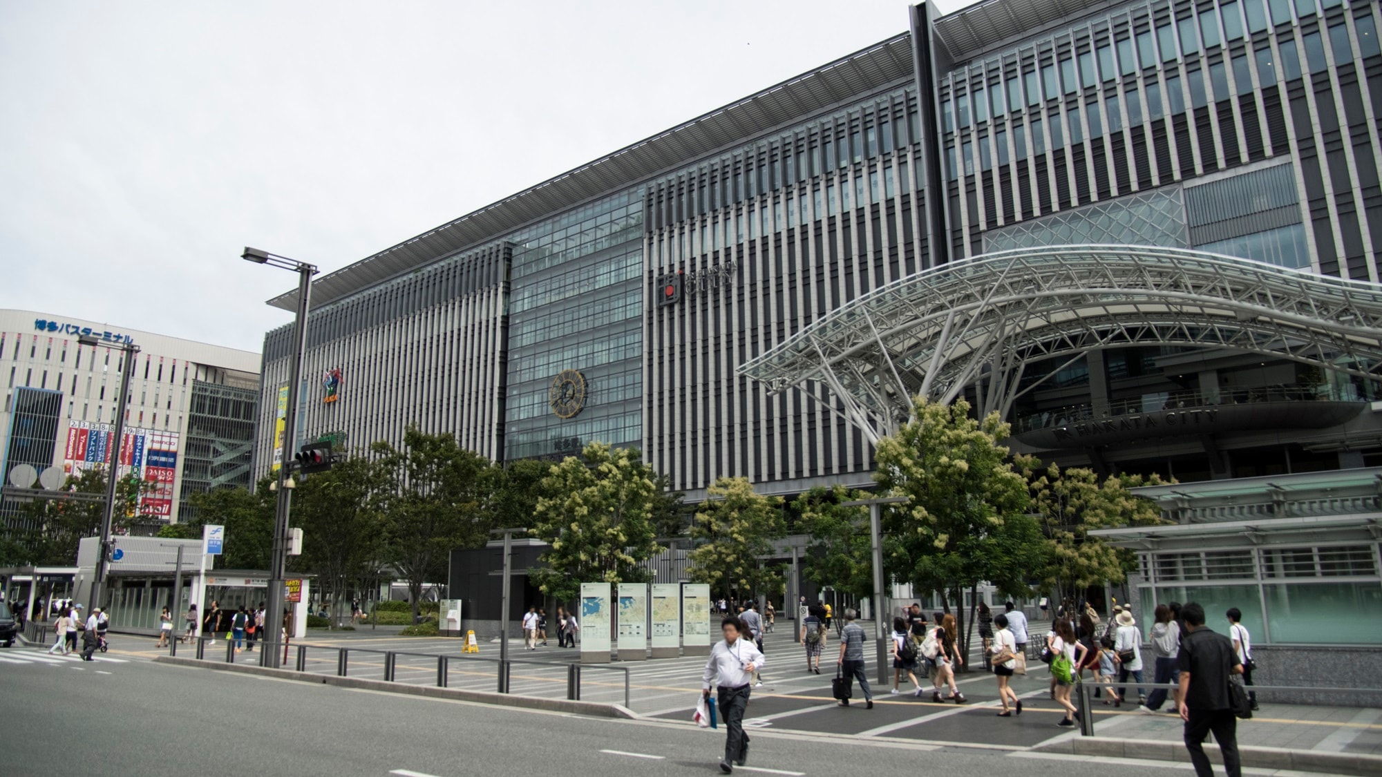 Hakata Station (7 minutes walk)