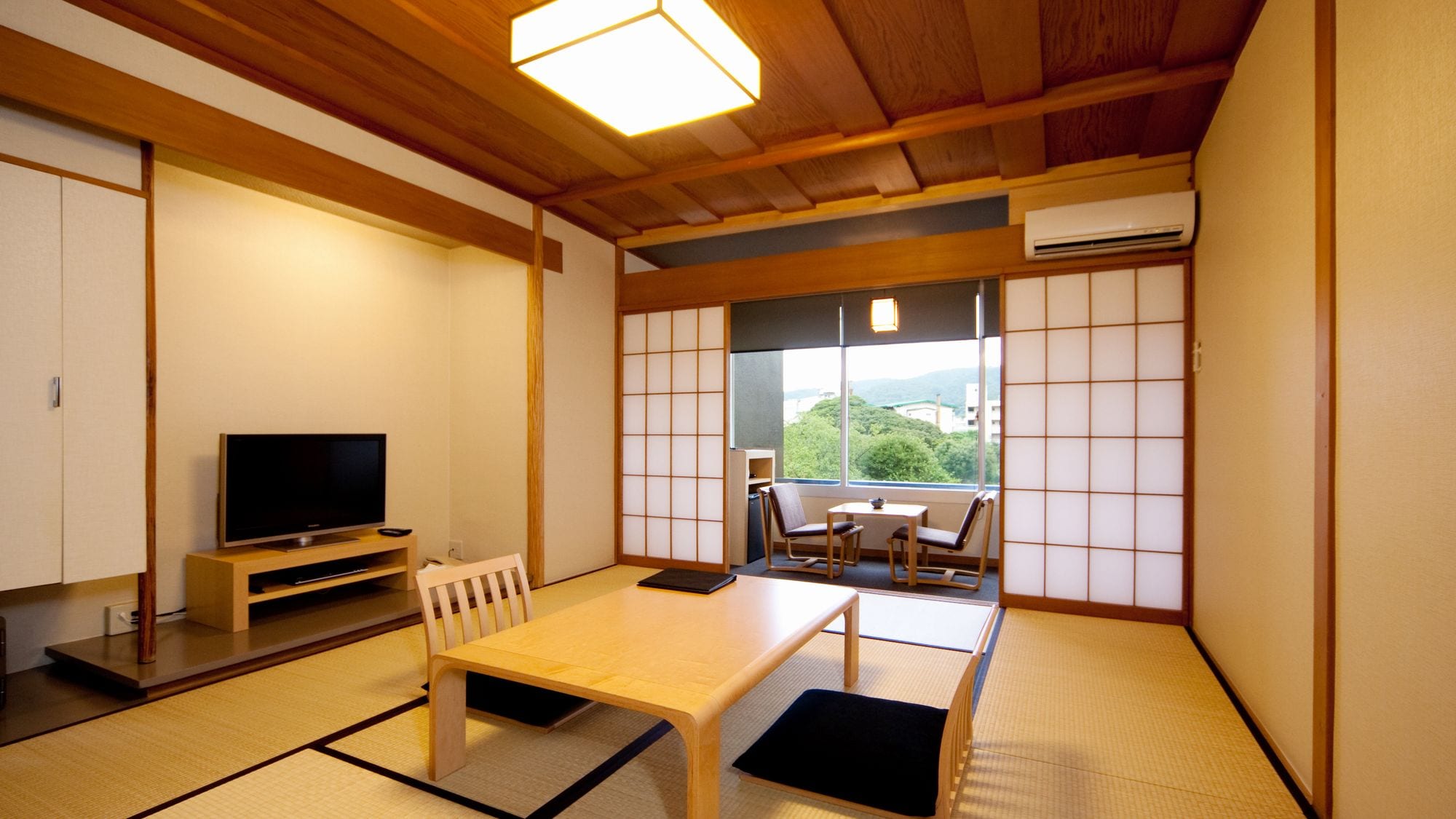 [Kamar bergaya Jepang] (10 tikar tatami, kapasitas 4 orang)
