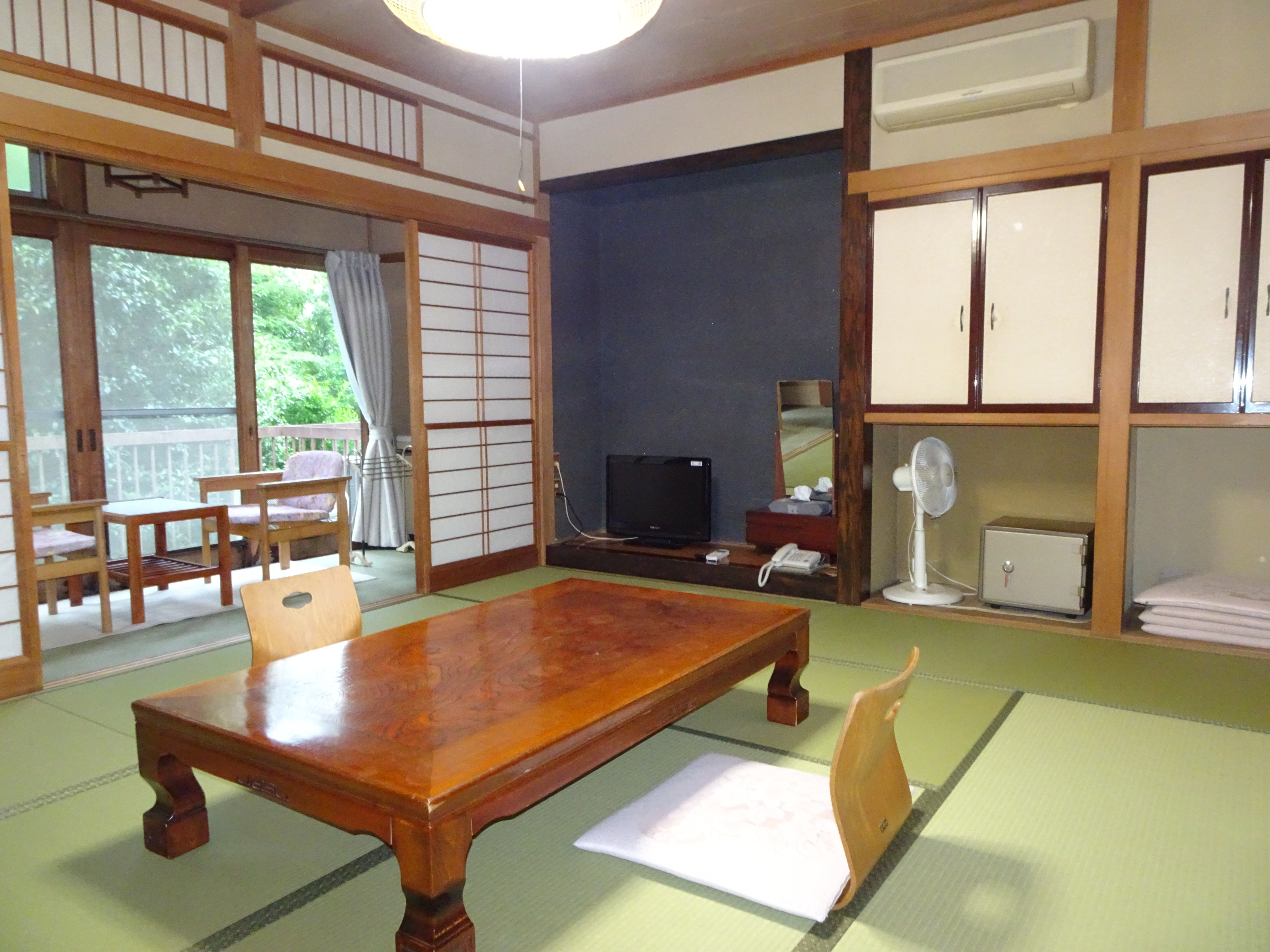 Japanese-style room 2