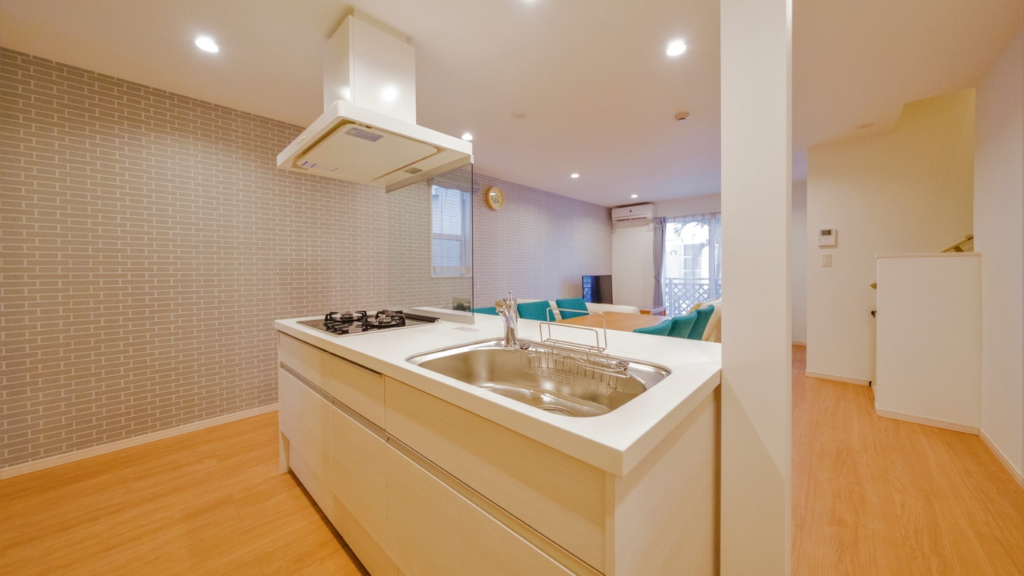 Family Suite (90 square meters)