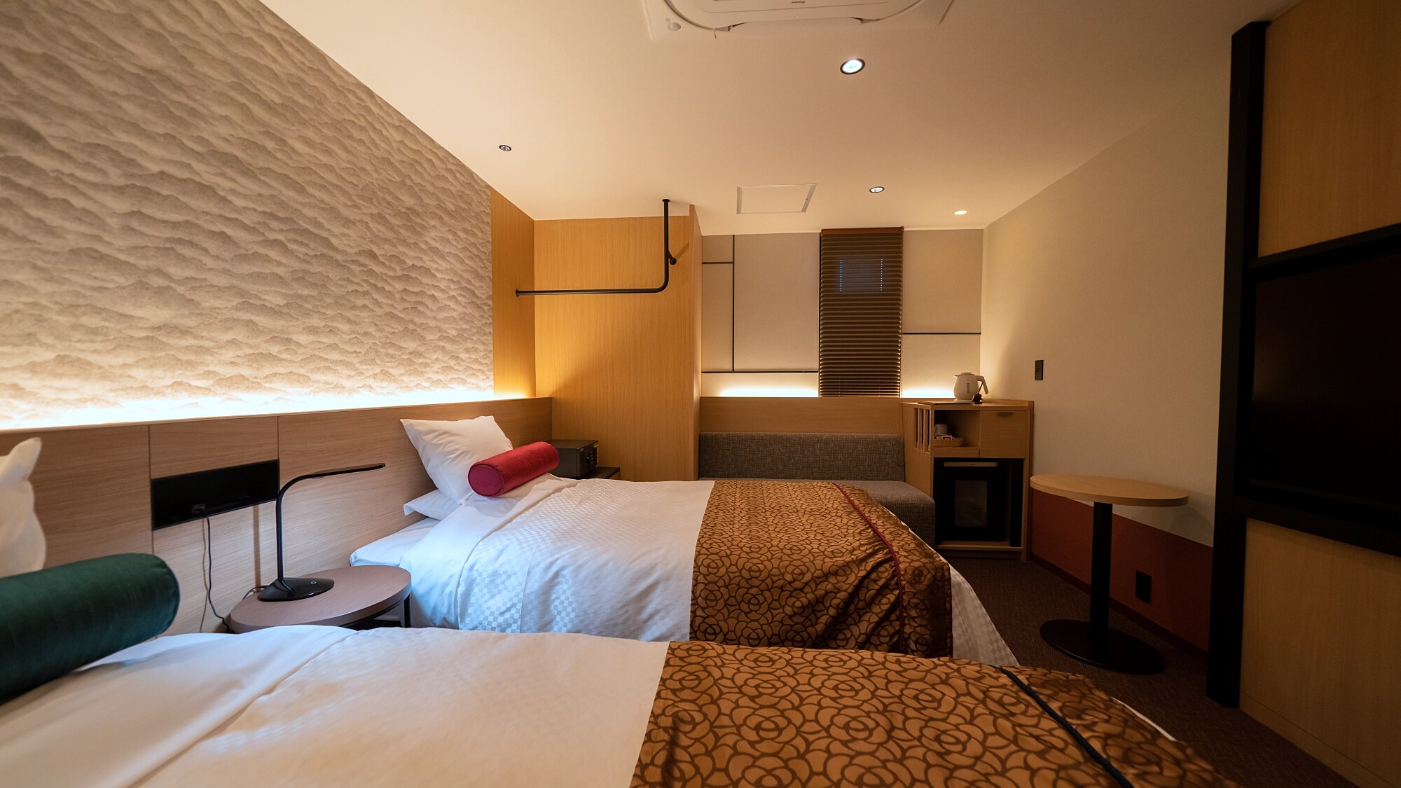 Guest room / [Komakusa] with semi-open-air bath <25 square meters>
