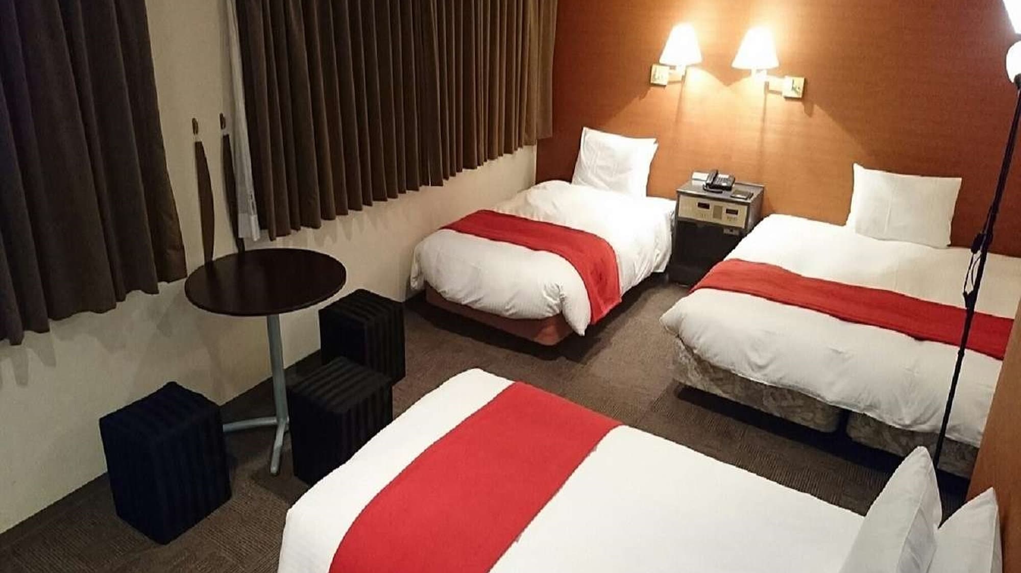 Triple room