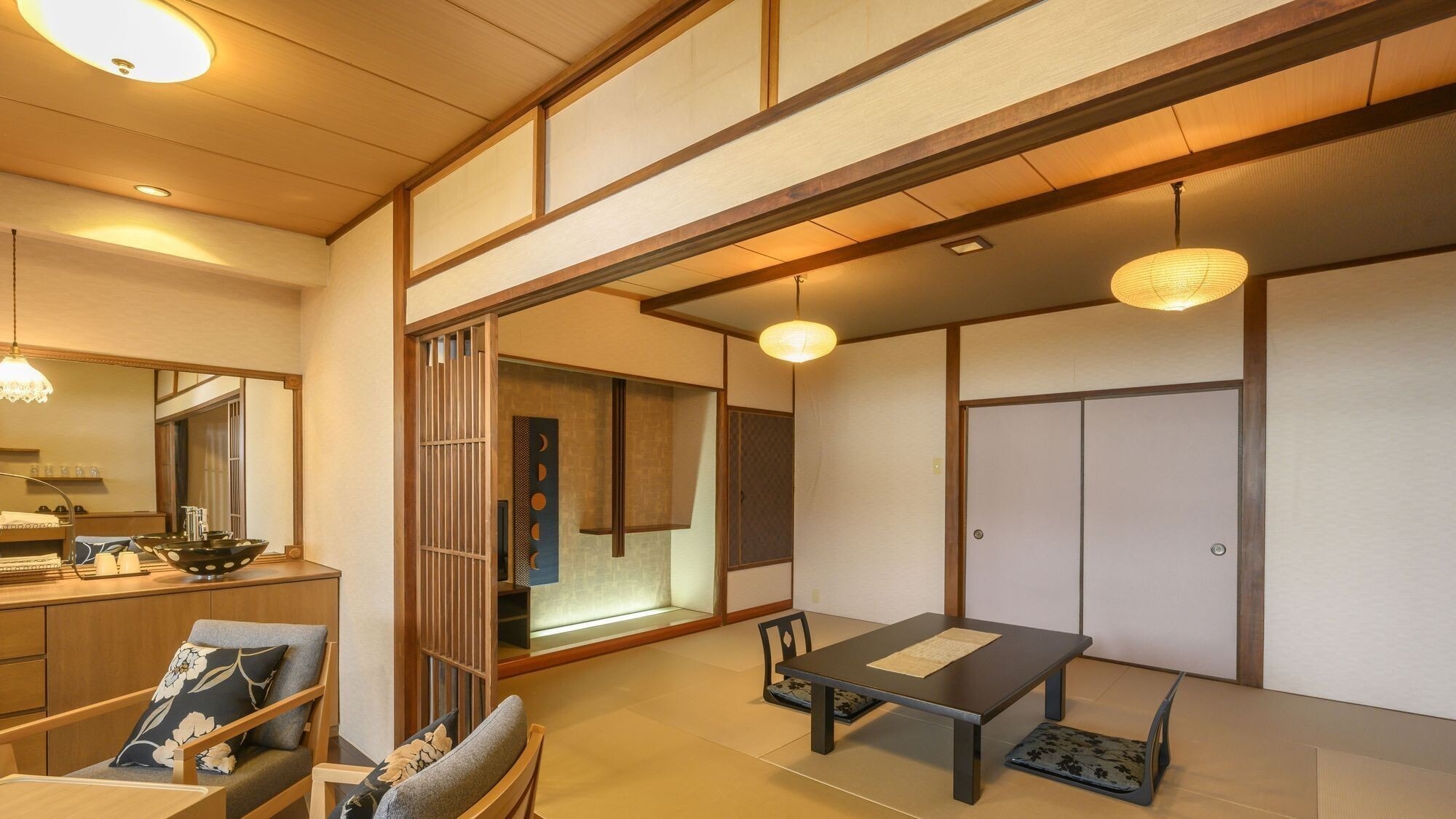 Japanese-style room with 10 tatami mats and an open-air bath (ocean view)