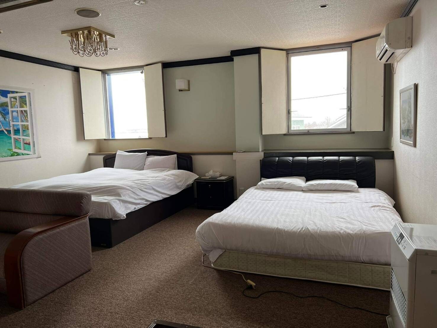 206 Twin Room