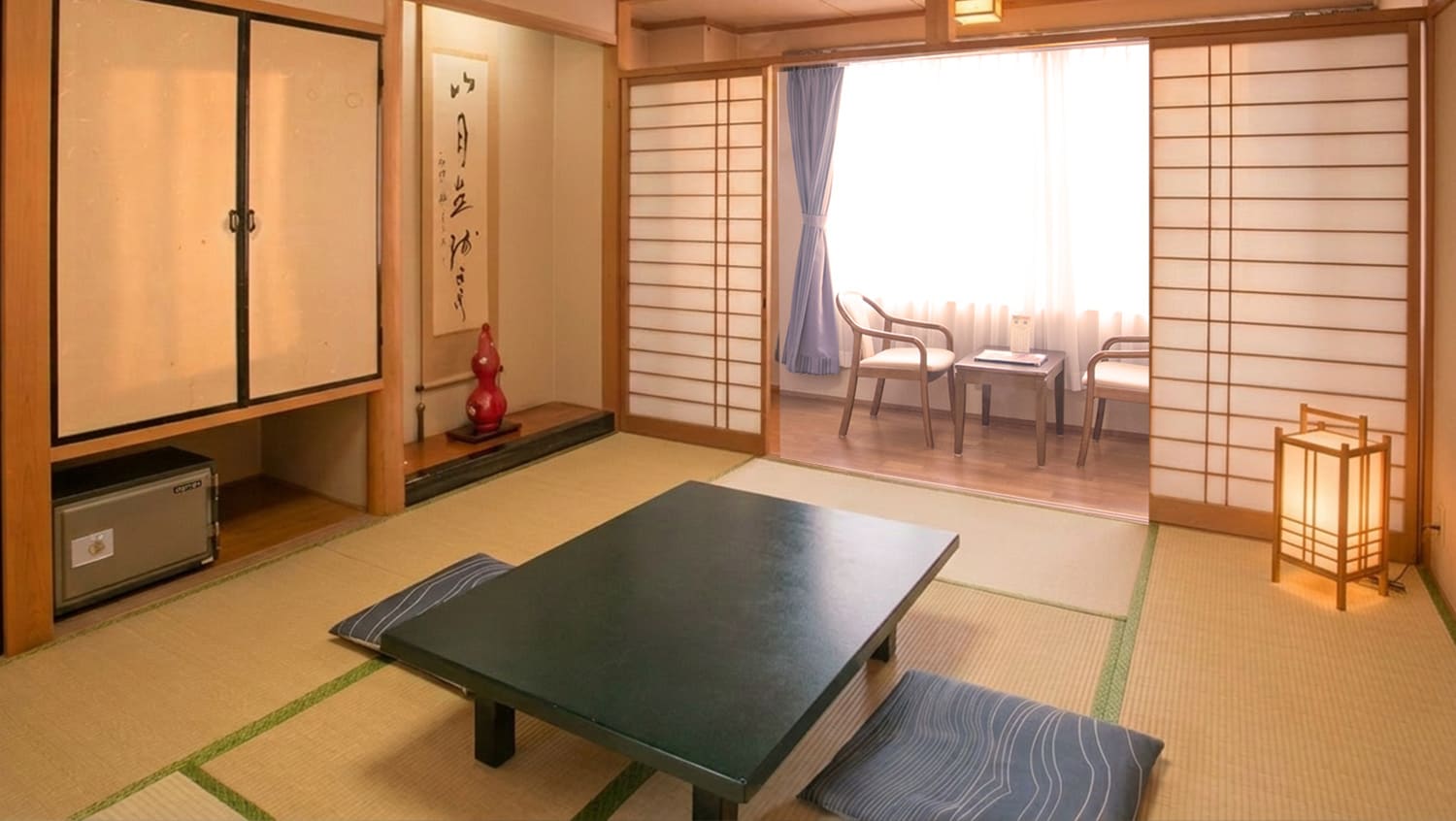 带厕所