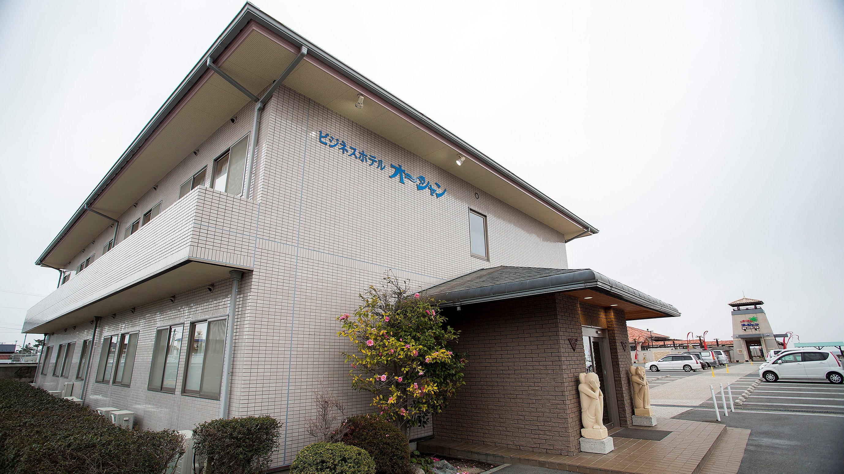 Business Hotel Ocean exterior