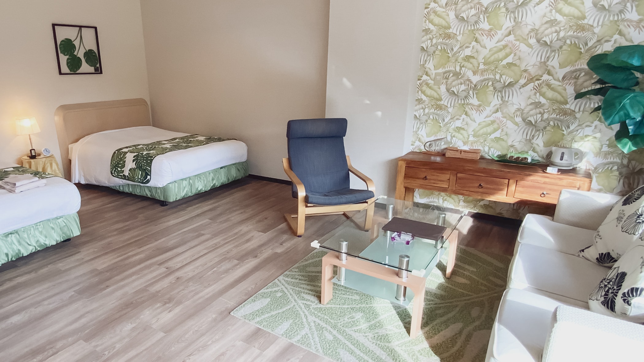 Tropical sweet twin room
