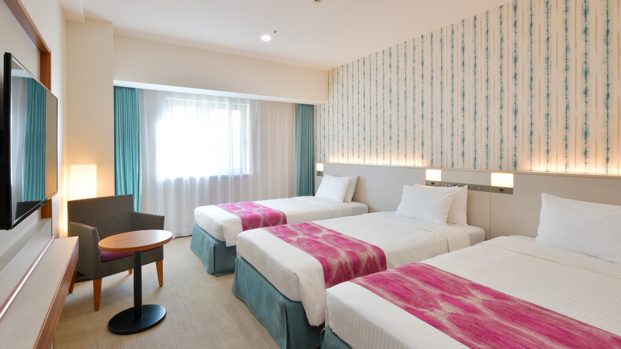 Triple room [25 square meters, non-smoking]