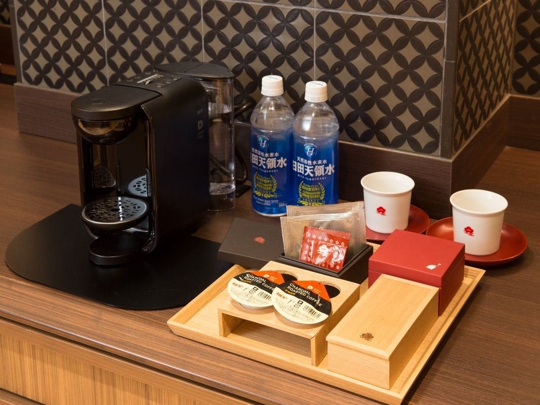 [Onsen open-air bath, main building Japanese and Western room] (Nanko) [No smoking]