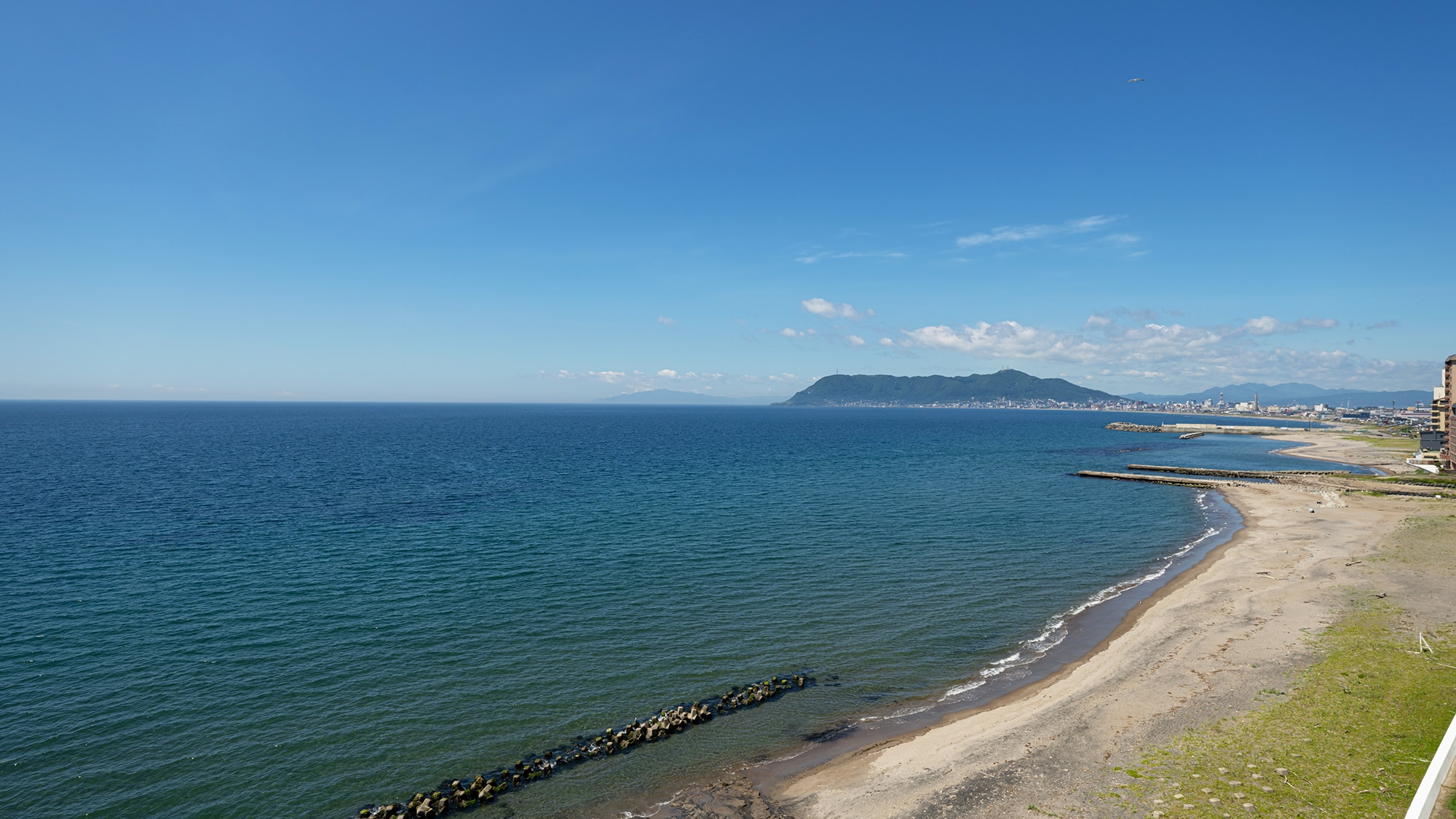 Looking at the sea. The moment when you realize the love and importance of that much "time without anything"