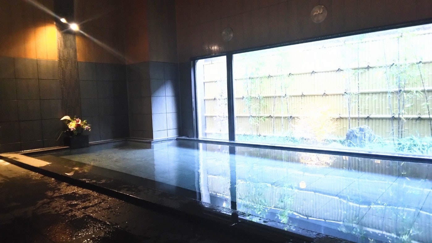 Radium artificial hot spring bath "Tabibito no Yu" men's bath