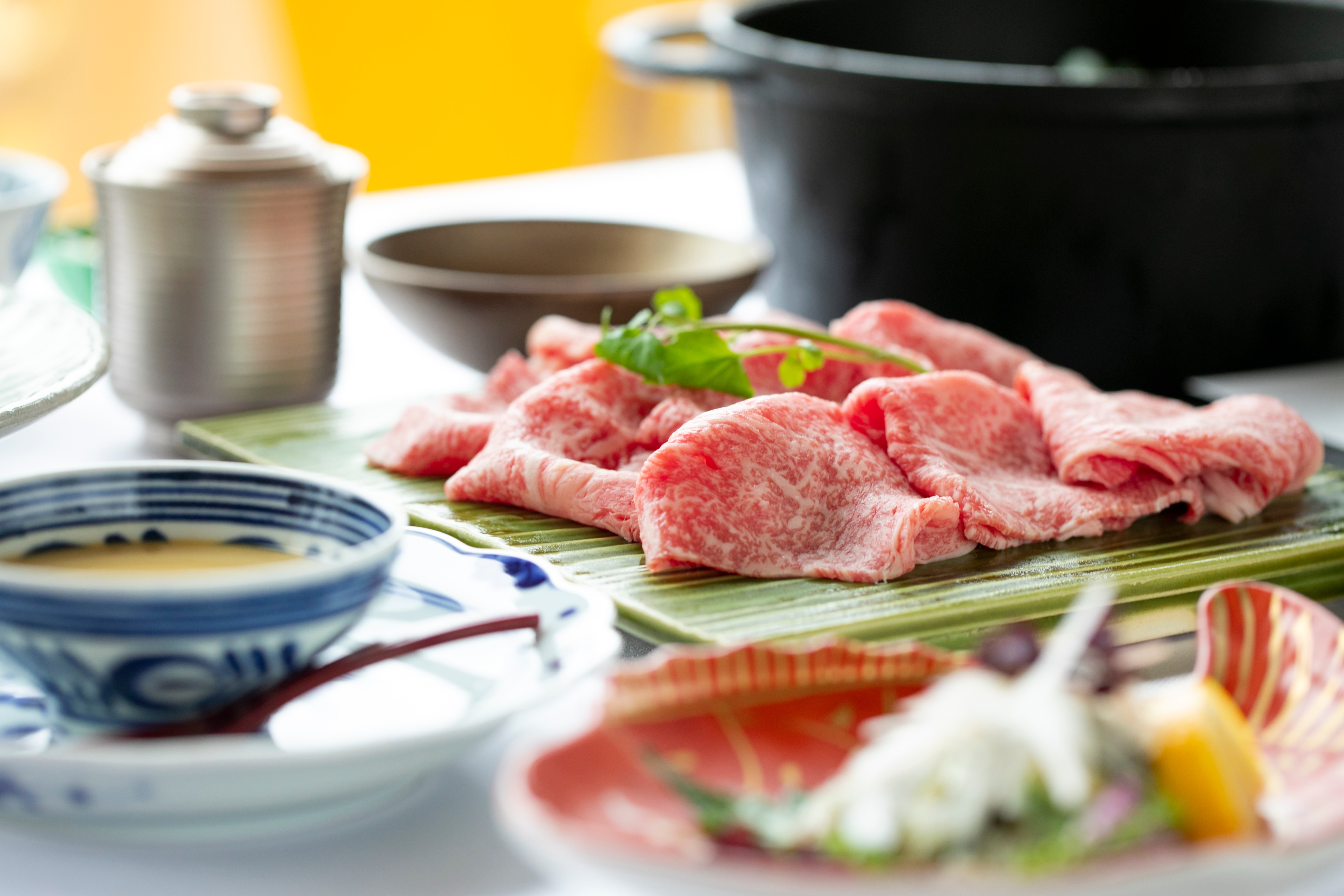 Awaji beef, mountain and sea tomato sukiyaki