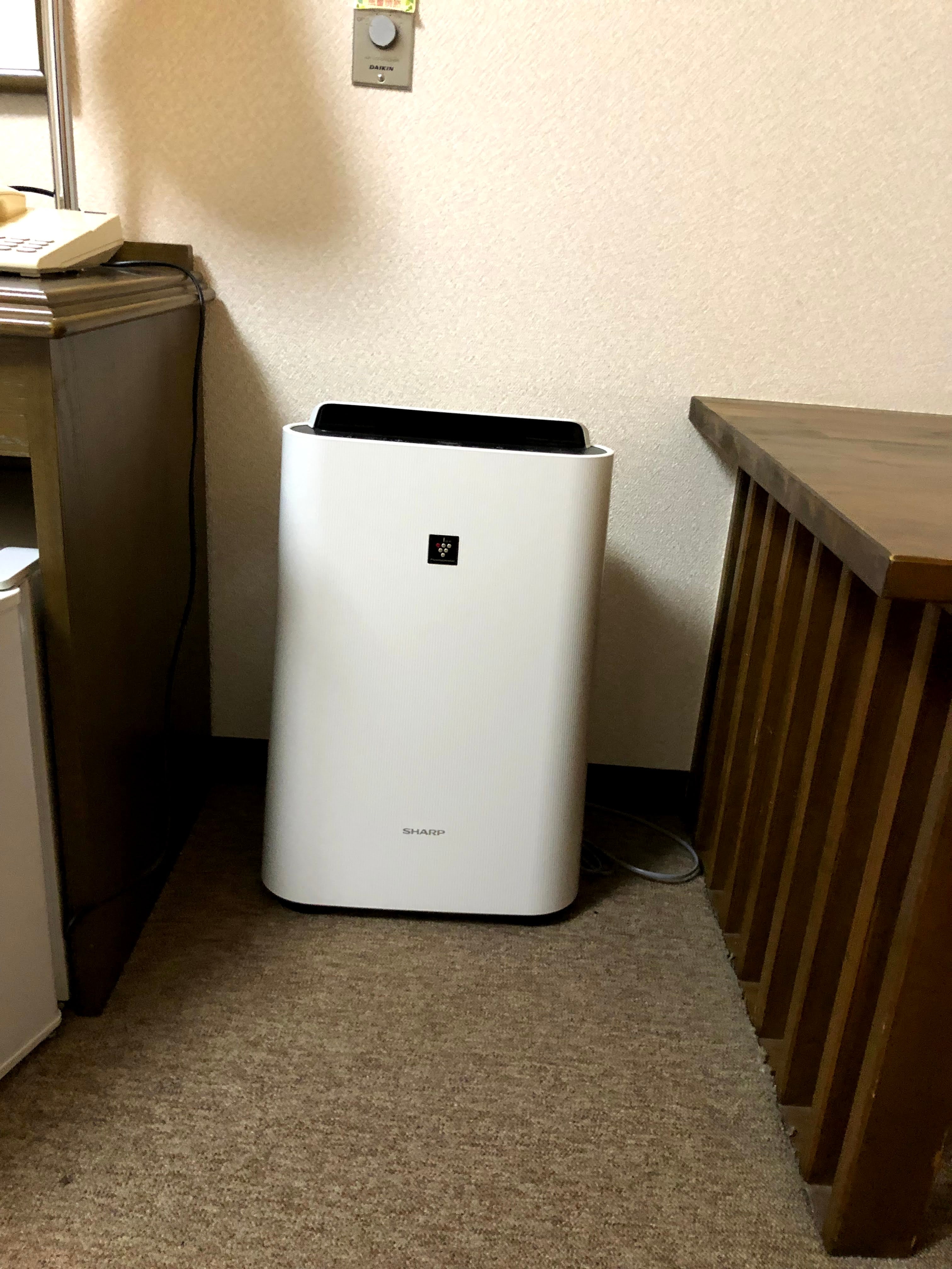 Air cleaner