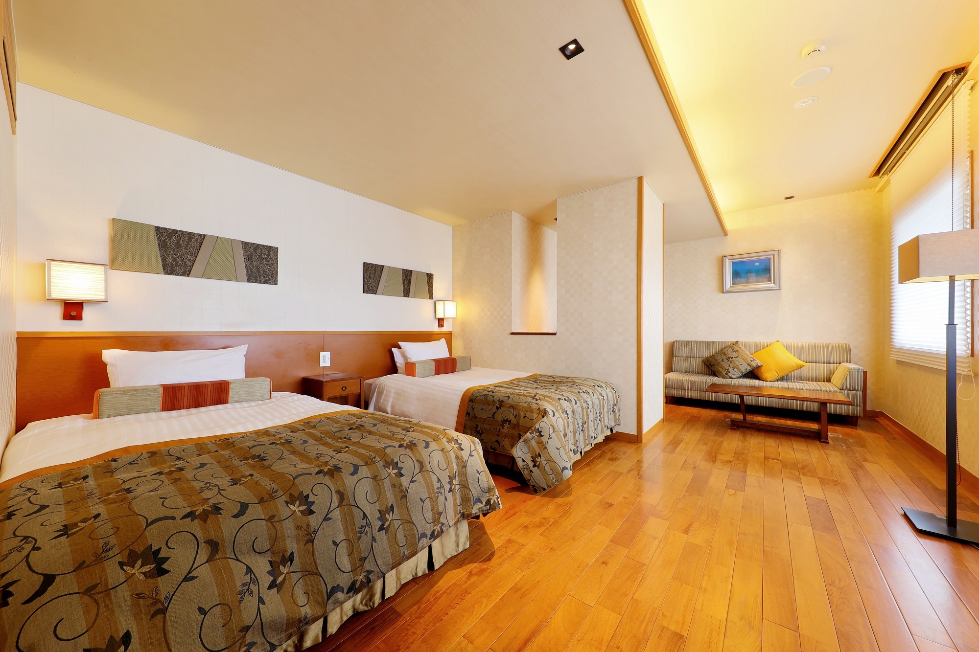 3rd floor Western-style twin room with indoor hot spring bath "Kitabori" Living room