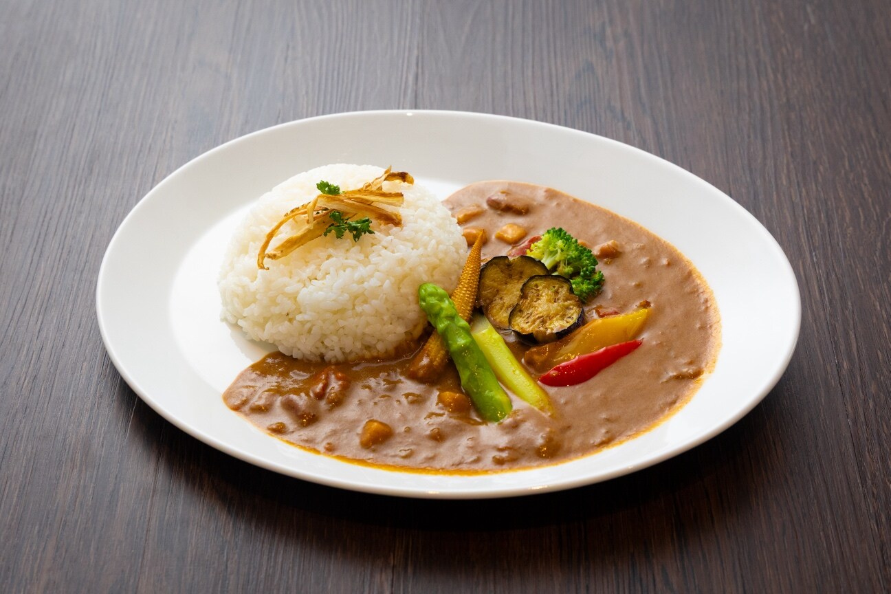 Breakfast: Vegan curry. Renewed in July 2025!