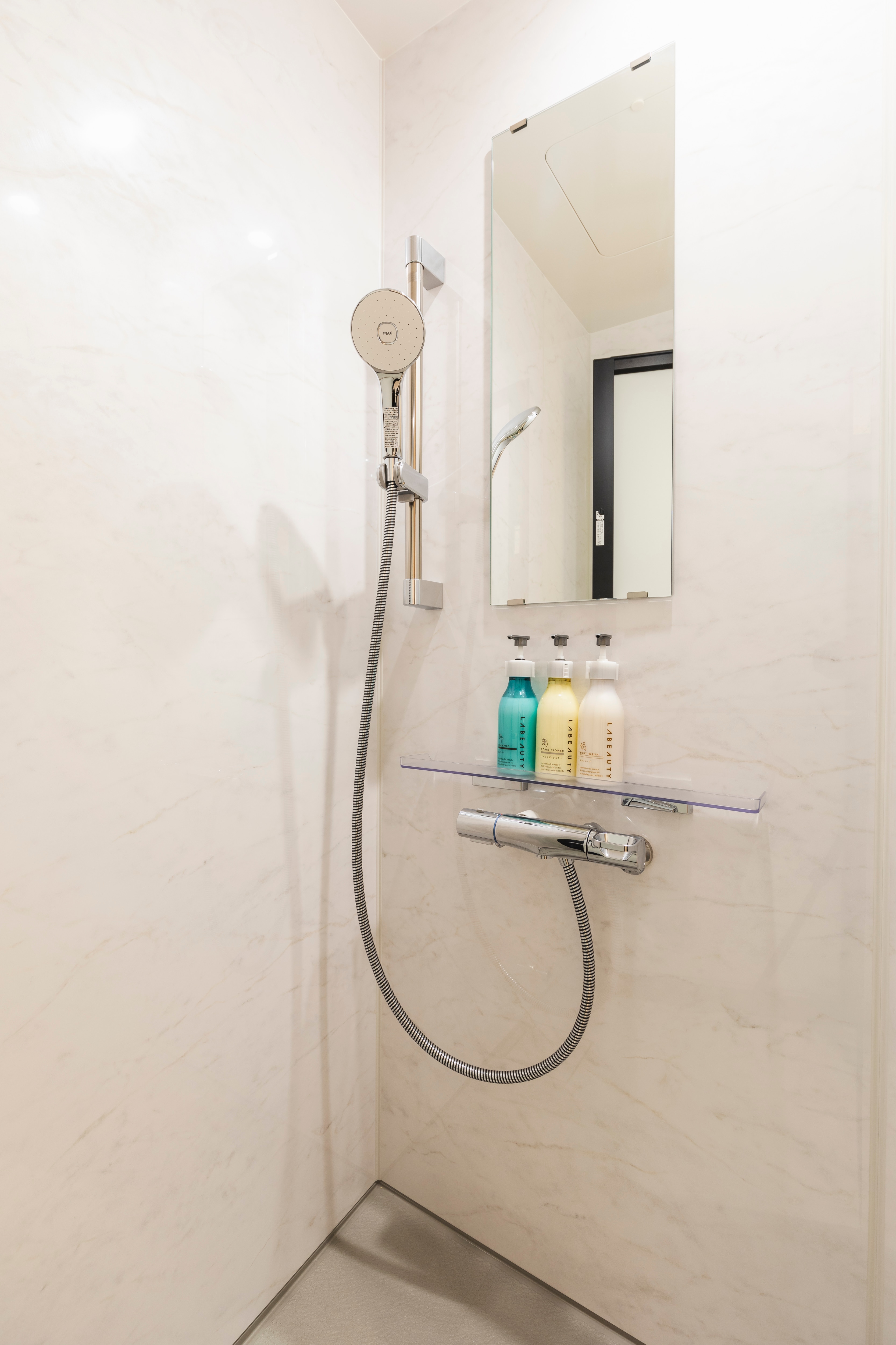 Shower booth