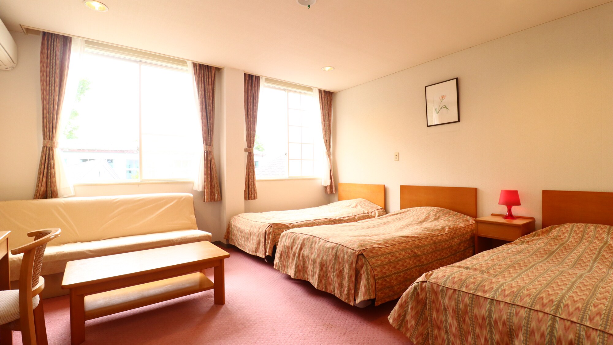 Triple Room