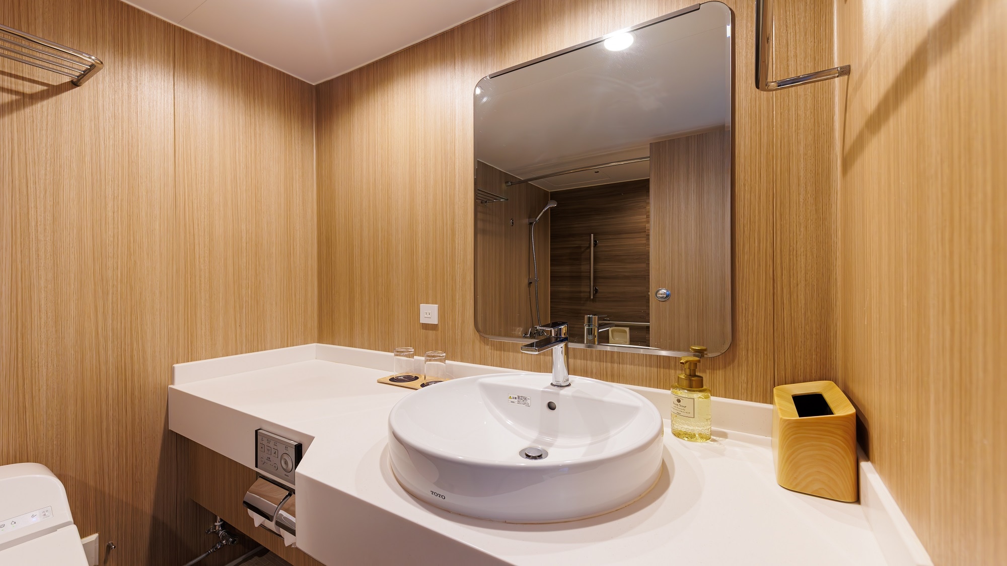 盥洗台（舒適地板）