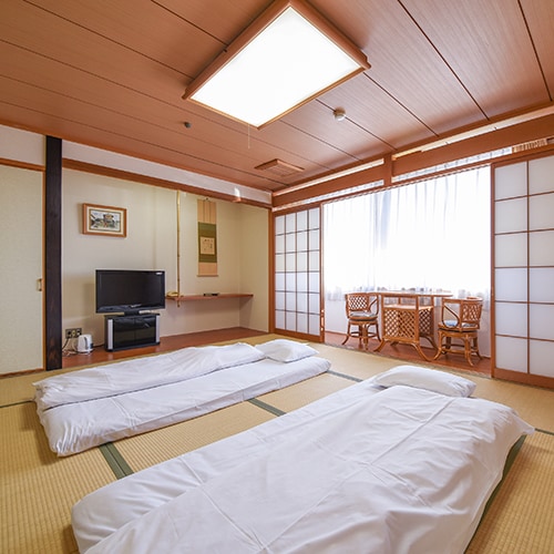 [Room] Japanese-style room 18 tatami mats